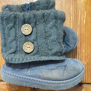 ⭐️ Little girls winter boots